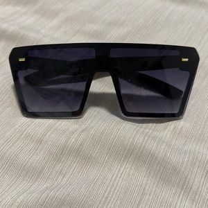 Oversized black sunglasses